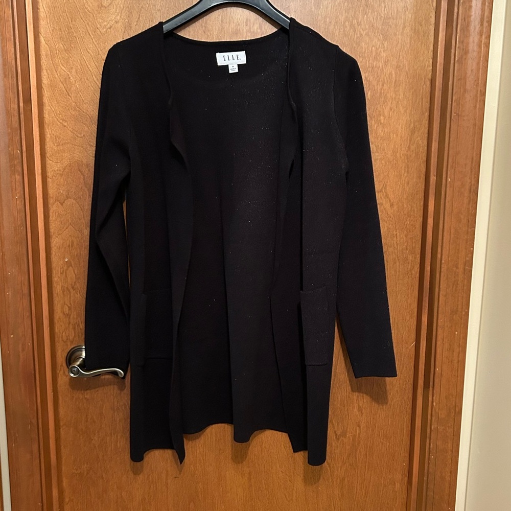 Gorgeous Elle black open longline cardigan with subtle shimmery threading size M